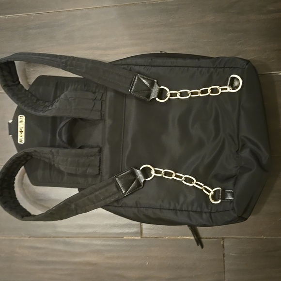 VICTORIA'S SECRET Love Victoria Getaway Travel Black Nylon Backpack - Picture 5 of 7